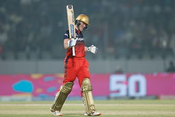 Grace Harris hammers scintillating 75(37)