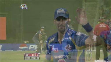M10: MI vs DD – Irfan Pathan Wicket