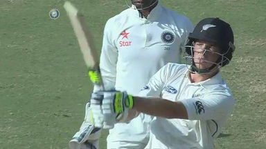 NZia vs NZ, 2016 - 3rd Test: NZ 2nd Innings Super sixes
