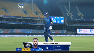 M13: DC vs MI   – Hardik Pandya Wicket