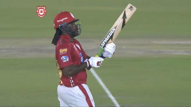 M12: KXIP vs CSK – Amazing Moments