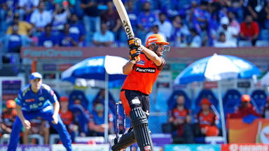 Placement & Power: Vivrant Sharma's crunches couple of well-timed fours