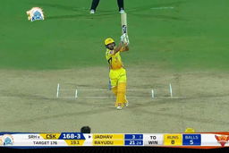 M41: CSK vs SRH – Kedar Jadhav Six