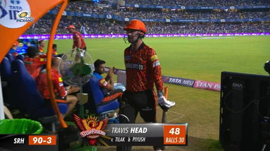 M55: MI vs SRH  – Travis Head Wicket
