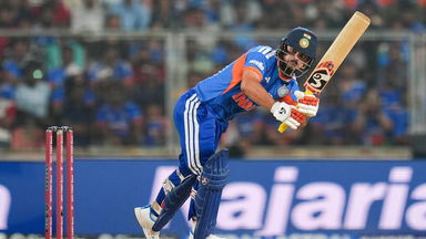 29 off the over! Kishan takes on Sodhi in style