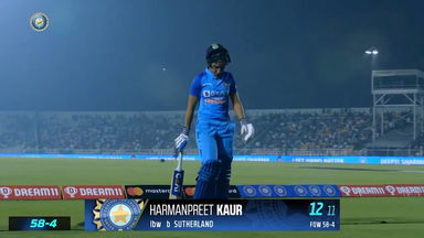 IND-W vs AUS-W 2022, 5TH T20I: Harmanpreet Kaur Wicket