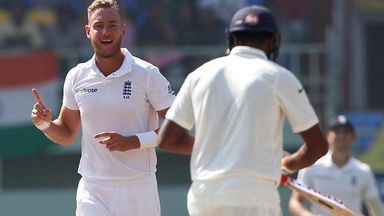 IND vs ENG 2016 - 2nd Test, day 4 : Stuart Broad's 4/33