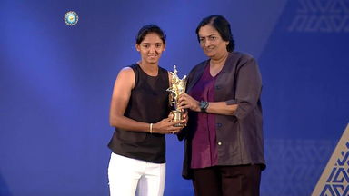Harmanpreet Kaur receives the Best International Cricketer of the year award (Women) - 2016-17