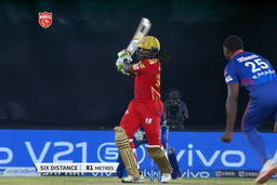 M29: PBKS vs DC – Chris Gayle Six