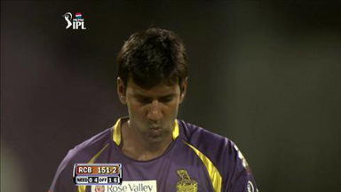 M12: RCB vs KKR – Chris Gayle Six