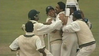 Anil Kumble takes all 10 in an innings