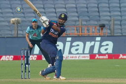IND vs ENG 2021, 1st ODI : Krunal Pandya Six