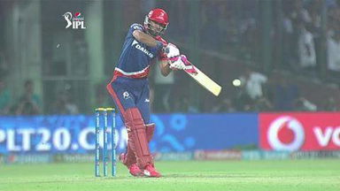 M17: DD vs KKR – Yuvraj Singh Six