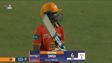 M20 - DC vs GG: Meghna Singh Wicket