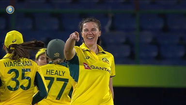 IND-W vs AUS-W 2025, 3rd ODI: Fall of Wickets
