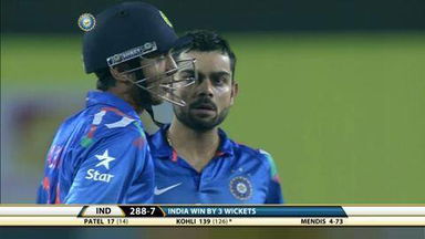 5TH ODI: IND vs SL – Virat Kohli Six