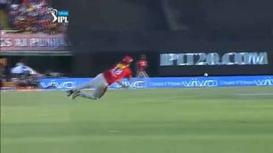 M46: KXIP vs SRH – Freecharge Bolt  Moment – Mohit Sharma