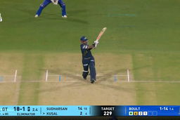 IPL 2025 Eliminator: GT vs MI - Kusal Mendis Six