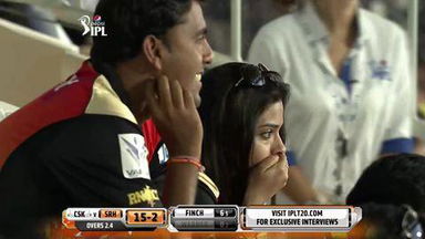 M17: SRH vs CSK –  David Warner Wicket