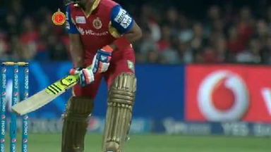 M40: RCB vs KXIP – That's Sarfaraz now AB at the crease