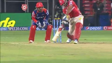 M10: KXIP vs DD – Super Sixes