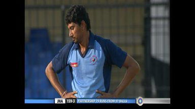 Jha v Guj, Vijay Hazare Trophy 2011 Finals: Highlights