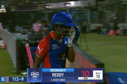 Final - DC vs RCB: Arundhati Reddy Wicket