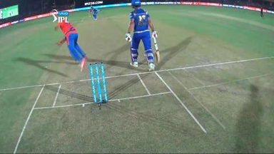 M54: GL vs MI – Freecharge Bolt  Moment – Dwayne Bravo