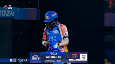 M12 - DC vs MI: Pooja Vastrakar Wicket