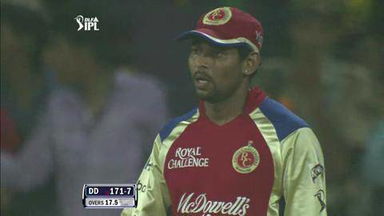 Match 67 RCB vs DD – Pathan's Wicket