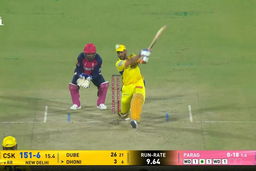 IPL 2025 M62: CSK vs RR - MS Dhoni Six