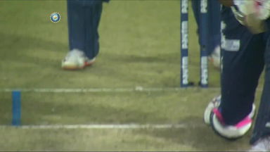 IND vs SL 2022, 1ST T20I: Dinesh Chandimal Six