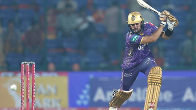 Manish Pandey leads KKR's fightback with 37(23)