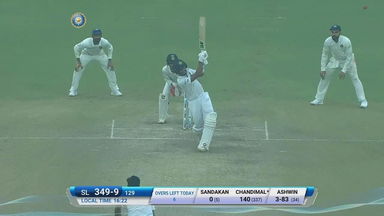 IND vs SL 2017, 3rd Test Day 3: Dinesh Chandimal Six