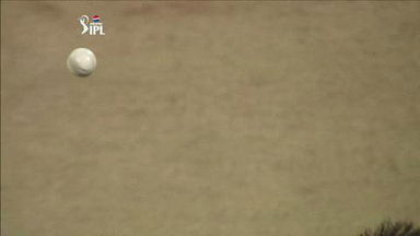 M10: MI vs DD – David Warner Wicket