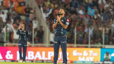 Mohit Sharma's fantastic spell of 4/29 under pressure