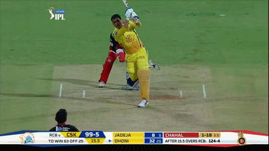 M39: RCB vs CSK – MS Dhoni Six