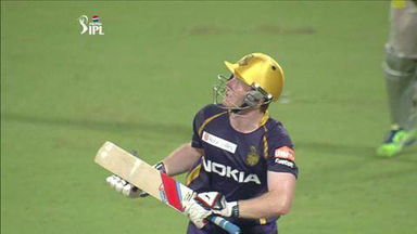 M35: KKR vs KXIP – Eoin Morgan Wicket