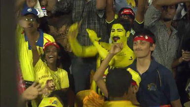 M16: CSK vs RCB – Amazing  Moments