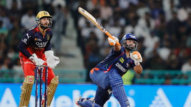 One-handed six special ft. Rishabh Pant