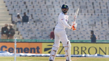 6-4-4: Jadeja's one over dominance