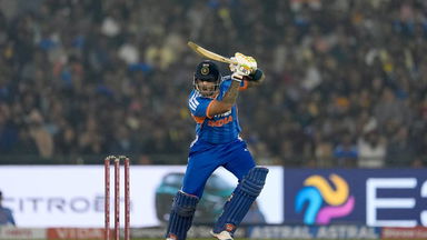 Suryakumar Yadav on the charge: Smashes 4,4,4,4,6