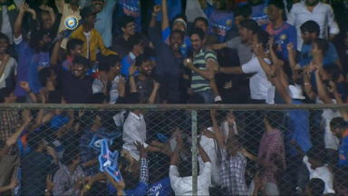 Lucky fan grabs Rahul's catch