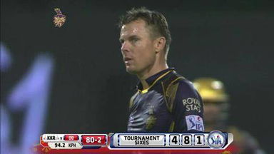 M42: KKR vs DD – Kedar Jadhav Six
