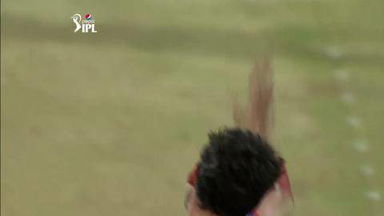 M38: RCB vs DD– Fall of Wickets