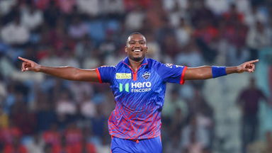 Lungi Ngidi produces pace-off masterclass with 3/27