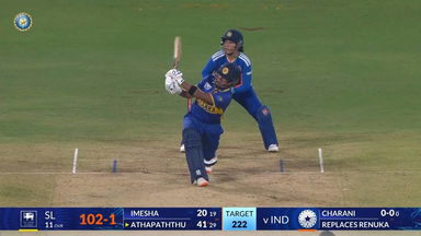 IND-W vs SL-W 2025, 4th T20I: Chamari Athapaththu Six