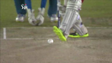 M29: KXIP vs PWI – Azhar Mahmood Wicket