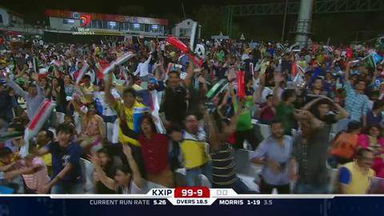 M7: DD vs KXIP – Mitchell Johnson Wicket