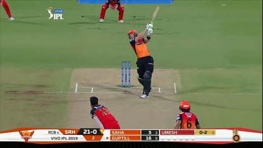 M54: RCB vs SRH – Martin Guptill Six